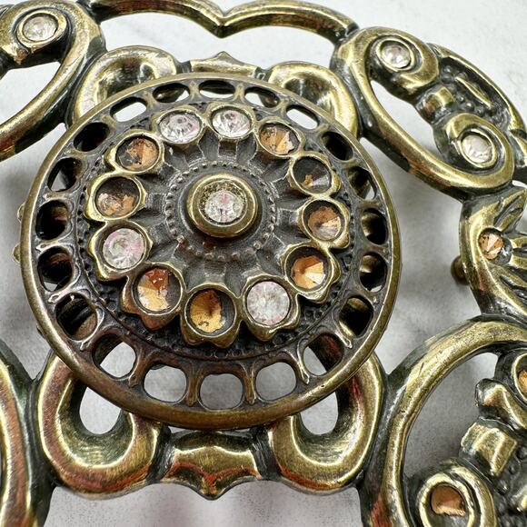 Rhinestone Studded Floral Flower Belt Buckle - Picture 3 of 12